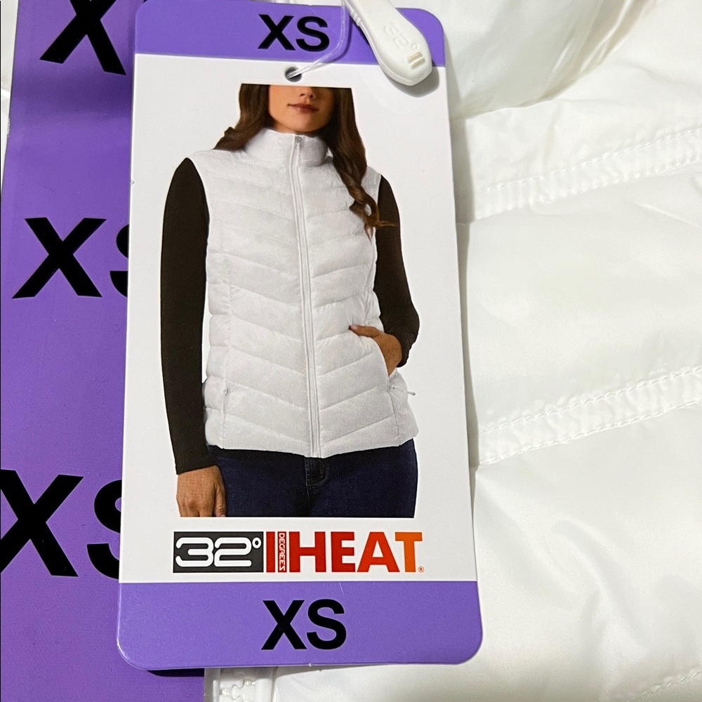 32 Degrees Women's Light Gray Puffer white